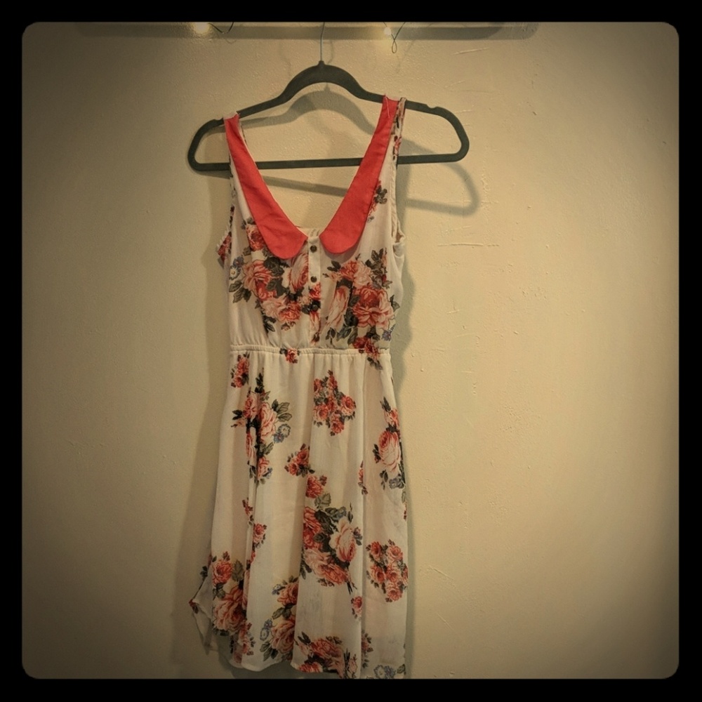 🍀Floral cream/coral dress
